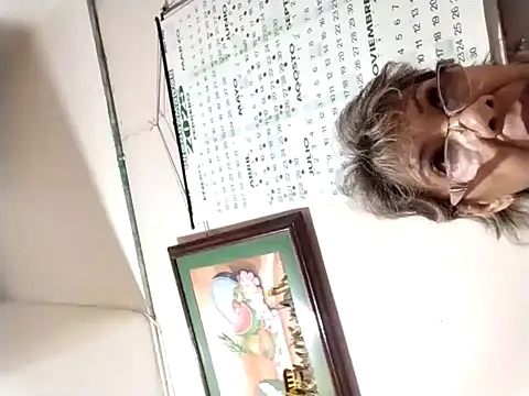 Snapshot of OliviaMorris1 chatting on March 8, 4:44 pm OliviaMorris1 online show from March 8, 4:44 pm