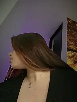 Yaqui elle online show from December 23, 3:26 am