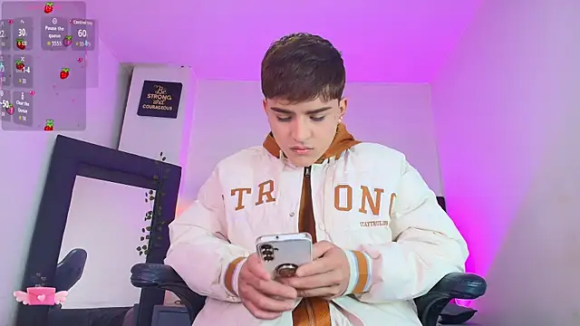 Lucass love online show from January 11, 2:00 pm