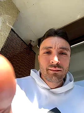 Snapshot of SemprePerverso chatting on October 2, 12:45 pm SemprePerverso online show from October 2, 12:45 pm