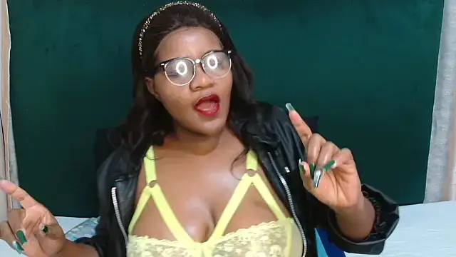 Snapshot of ChubbyBitch26 chatting on July 20, 9:28 pm ChubbyBitch26 online show from July 20, 9:28 pm
