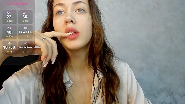 Snapshot of SaraMoren0 chatting on September 14, 8:13 am SaraMoren0 online show from September 14, 8:13 am