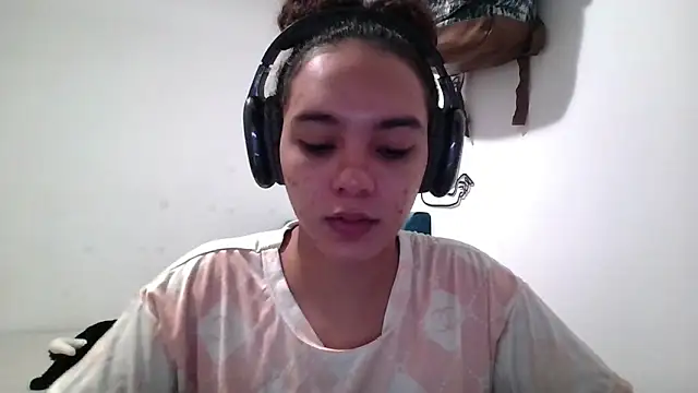 Snapshot of Taylor_Tina chatting on October 3, 9:12 pm Taylor Tina online show from October 3, 9:12 pm