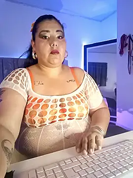 AndreaKinky online show from January 13, 9:47 am