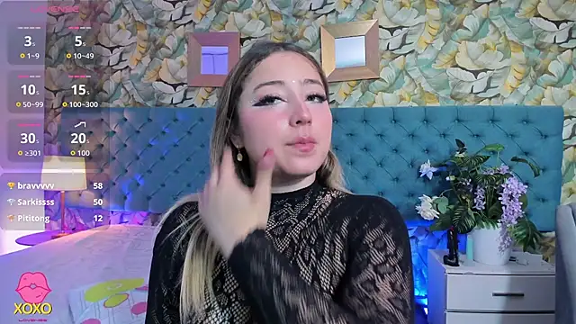 PatyLawrence online show from June 26, 4:39 am