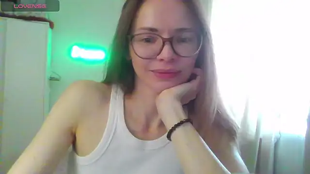 SEA Dream online show from March 26, 5:13 am