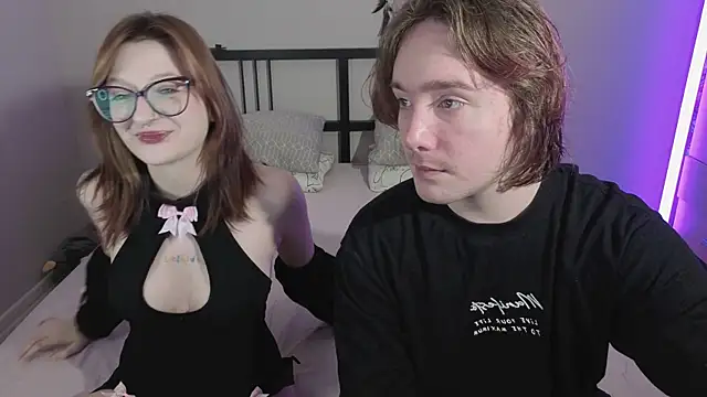 Snapshot of ellen_and_danny chatting on December 20, 5:09 pm ellen and danny online show from December 20, 5:09 pm