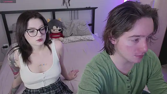 Snapshot of ellen_and_danny chatting on January 13, 5:18 pm ellen and danny online show from January 13, 5:18 pm