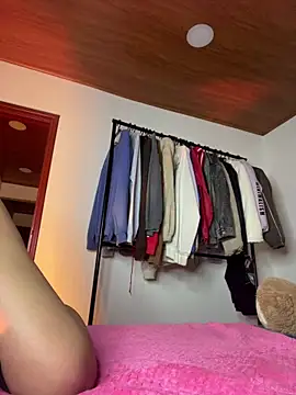 Snapshot of ScarlettRusso1 chatting on February 26, 11:04 pm ScarlettRusso1 online show from February 26, 11:04 pm