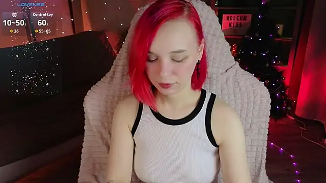 NaomiYoru online show from January 10, 8:32 pm