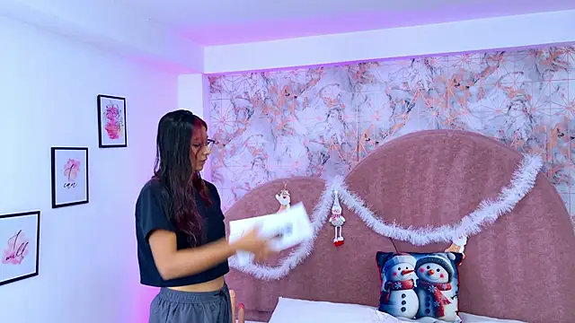 RavenGloomy online show from November 23, 7:35 pm