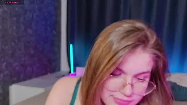 SophieMurrr online show from May 28, 8:39 pm