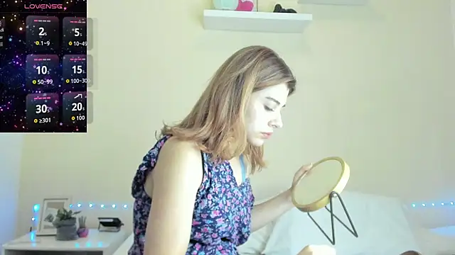 Snapshot of Katty__Rousse chatting on October 10, 4:28 pm Katty  Rousse online show from October 10, 4:28 pm