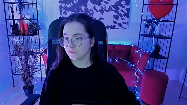 Snapshot of VirtuallVoyant chatting on September 16, 5:08 am VirtuallVoyant online show from September 16, 5:08 am