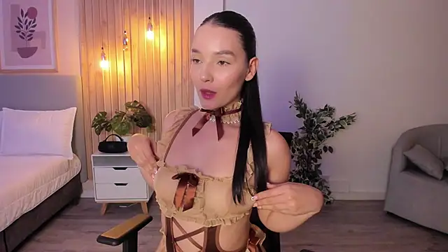 Snapshot of AuroraEvanss chatting on February 21, 9:27 pm AuroraEvanss online show from February 21, 9:27 pm