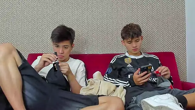 willy sexxx18 online show from February 6, 7:28 pm