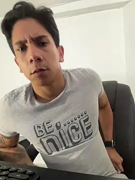 j deex online show from October 12, 2:38 pm