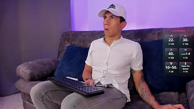 j deex online show from November 20, 12:44 am