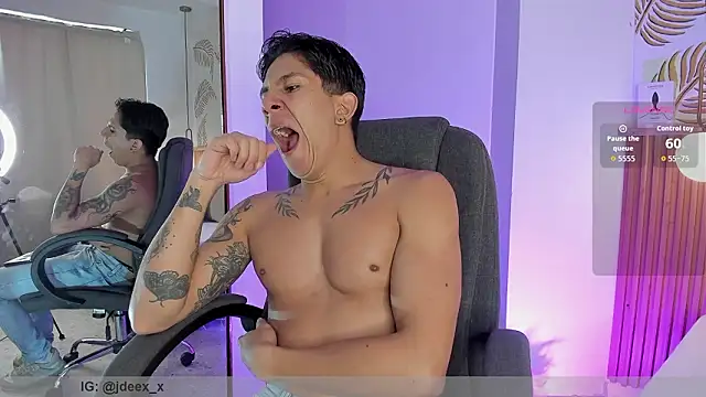 j deex online show from February 18, 4:25 pm