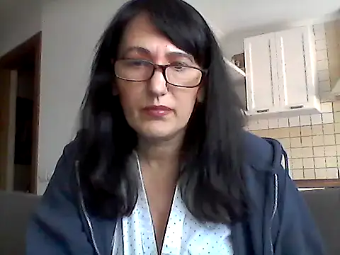 Elena48324 online show from March 4, 12:33 pm