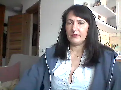 Elena48324 online show from March 8, 7:23 am
