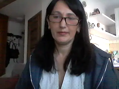 Elena48324 online show from March 15, 8:31 am