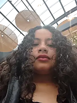 Yaya watson online show from November 13, 9:03 pm