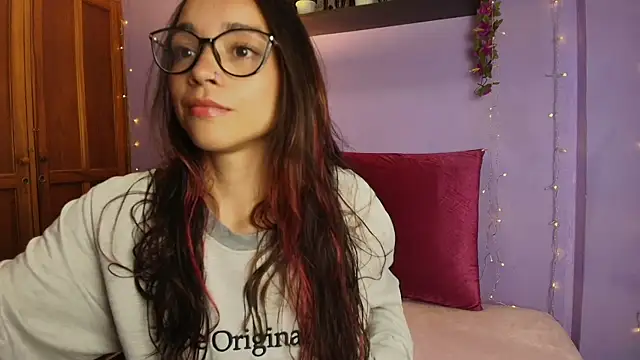 Dafne Mel online show from October 18, 7:47 pm