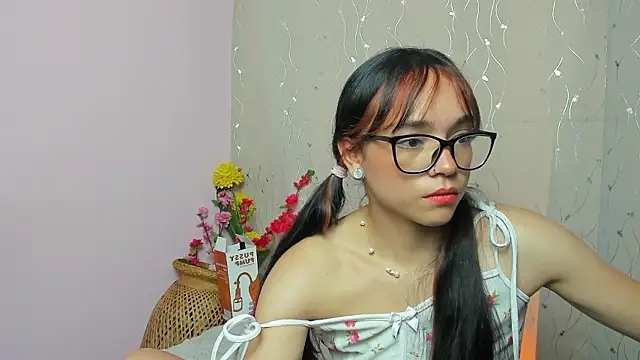 Dafne Mel online show from March 13, 8:04 pm