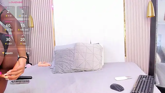 Snapshot of Skylar_Smith_ chatting on November 4, 1:10 pm Skylar Smith online show from November 4, 1:10 pm