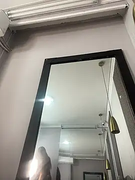 Snapshot of Skylar_Smith_ chatting on January 13, 12:43 pm Skylar Smith online show from January 13, 12:43 pm