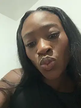 Snapshot of Skylar_Smith_ chatting on February 16, 11:50 am Skylar Smith online show from February 16, 11:50 am