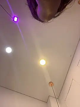 Skylar Smith  online show from April 1, 12:28 pm