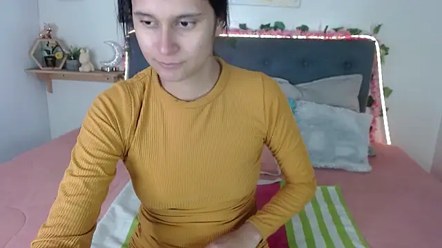 valentini villa online show from October 23, 8:18 pm