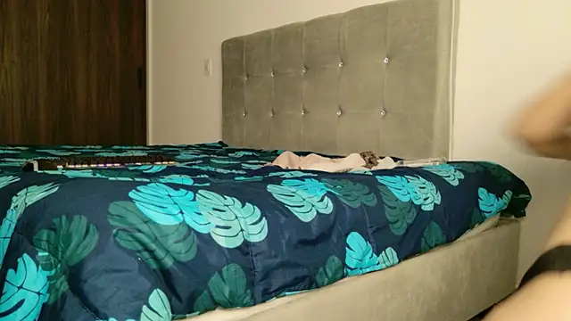 Alexandraa Gomez online show from February 27, 9:04 pm