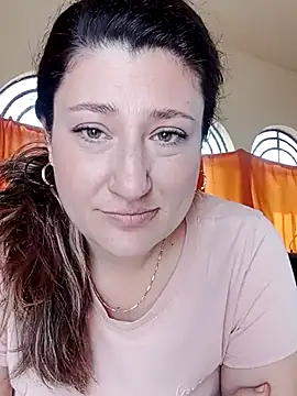 Snapshot of BlanquitaMexicana chatting on October 21, 8:20 pm BlanquitaMexicana online show from October 21, 8:20 pm