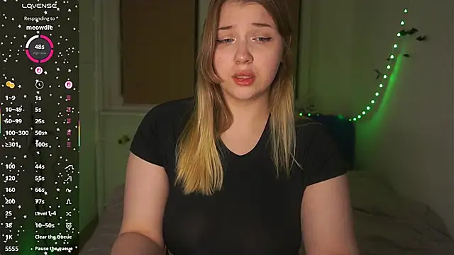 CuteSharloti online show from December 20, 5:31 pm