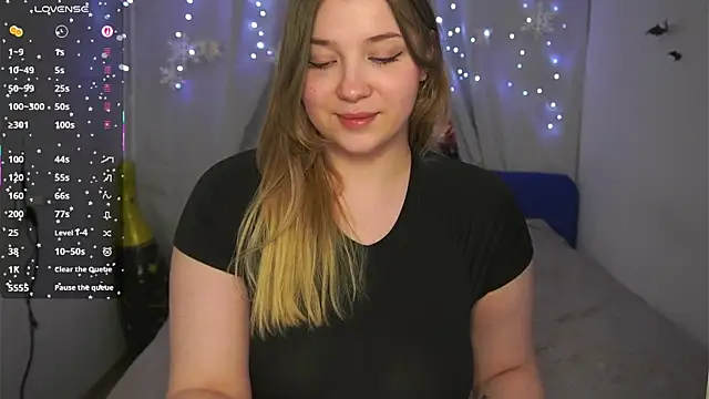 CuteSharloti online show from March 13, 4:46 pm