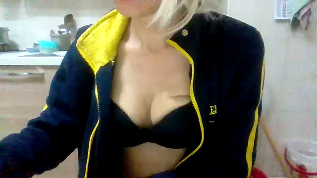 Kelly80 online show from April 7, 2:34 am