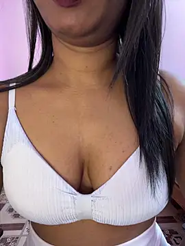 Snapshot of tamil_Aarathi chatting on February 5, 5:17 pm tamil Aarathi online show from February 5, 5:17 pm