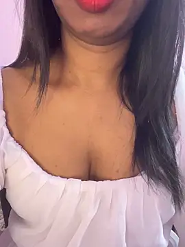 Snapshot of tamil_Aarathi chatting on February 9, 5:17 pm tamil Aarathi online show from February 9, 5:17 pm