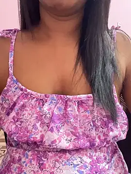 Snapshot of tamil_Aarathi chatting on February 12, 5:08 pm tamil Aarathi online show from February 12, 5:08 pm