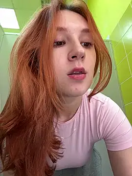 Snapshot of katexxxx chatting on March 1, 7:38 pm katexxxx online show from March 1, 7:38 pm