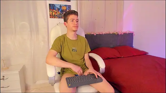 ThiagooJames online show from October 16, 3:51 am