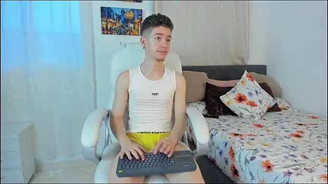 ThiagooJames online show from October 22, 10:42 pm