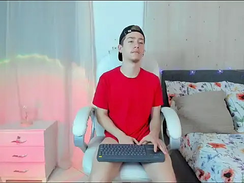 ThiagooJames online show from January 16, 4:05 am