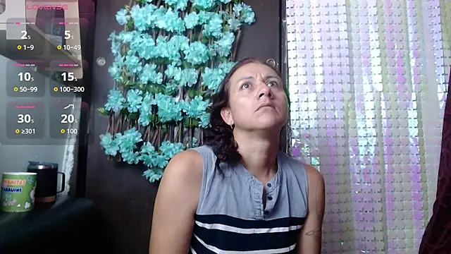 darling hott online show from September 26, 9:13 am