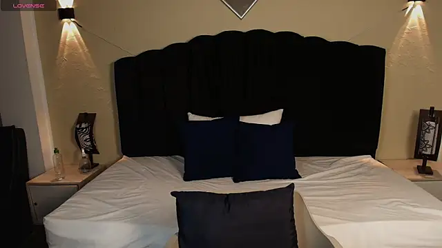 Aleecandrews online show from September 8, 7:24 pm