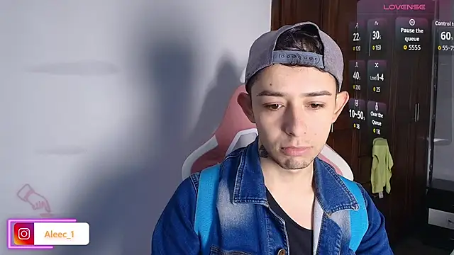 Aleecandrews online show from October 11, 7:34 pm