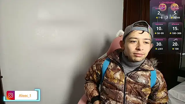 Aleecandrews online show from October 20, 7:14 pm